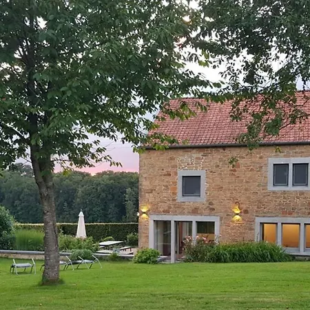 Rural '21 Bonnes Raisons' - Ossogne Vakantiehuis