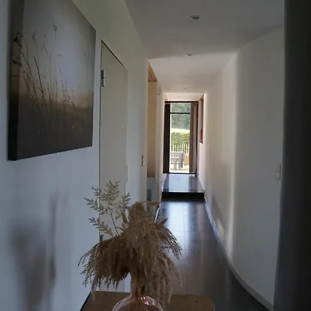 Rural '21 Bonnes Raisons' - Ossogne Casa de Férias *