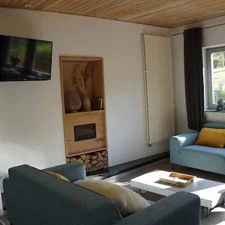 Rural '21 Bonnes Raisons' - Ossogne Vakantiehuis